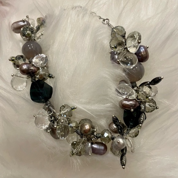 7.5 to 9” adjustable Black Pearl & bead bracelet, handmade unique one of a kind - Picture 2 of 5